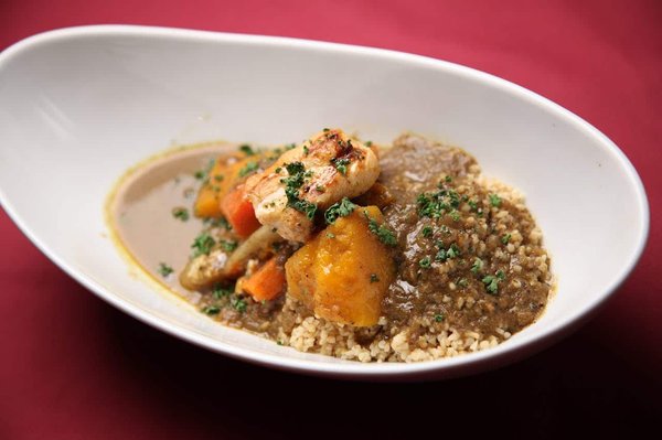 Quels conseils pour un curry de pois chiches vegan riche en saveurs?